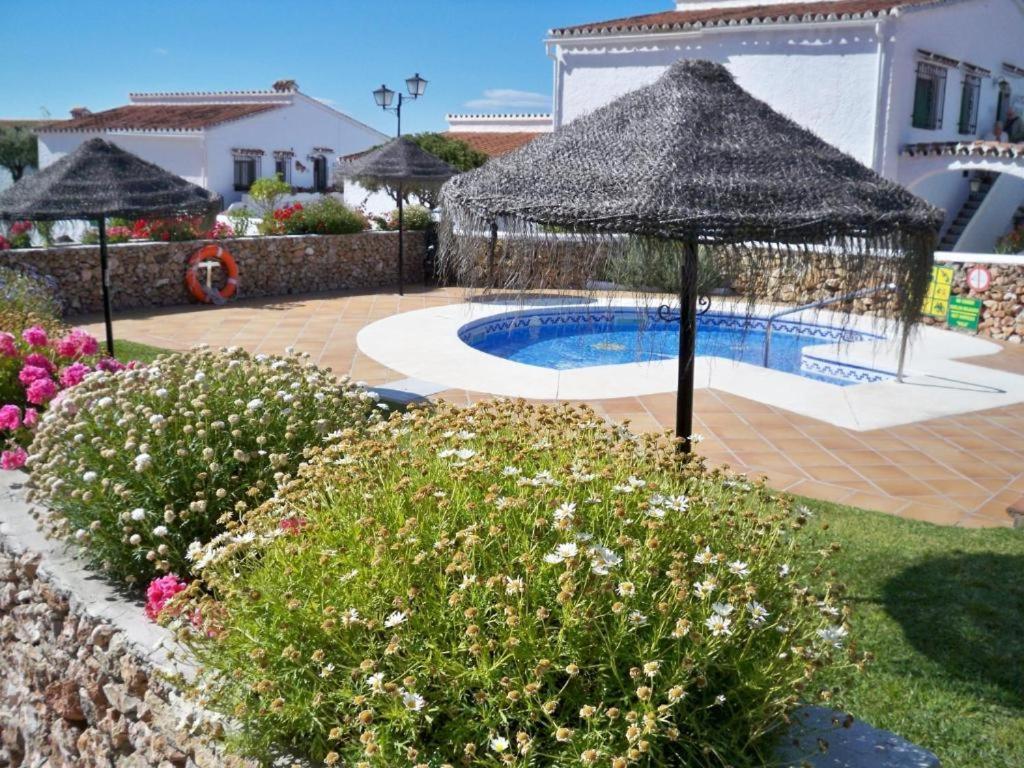 Apartamento Capistrano Village Nerja Exteriör bild